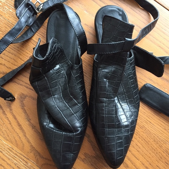 CHOiES Cool Punk Pointed Slippers - Picture 3 of 4